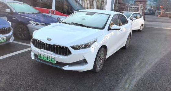 6辆下线出租车拍卖公告